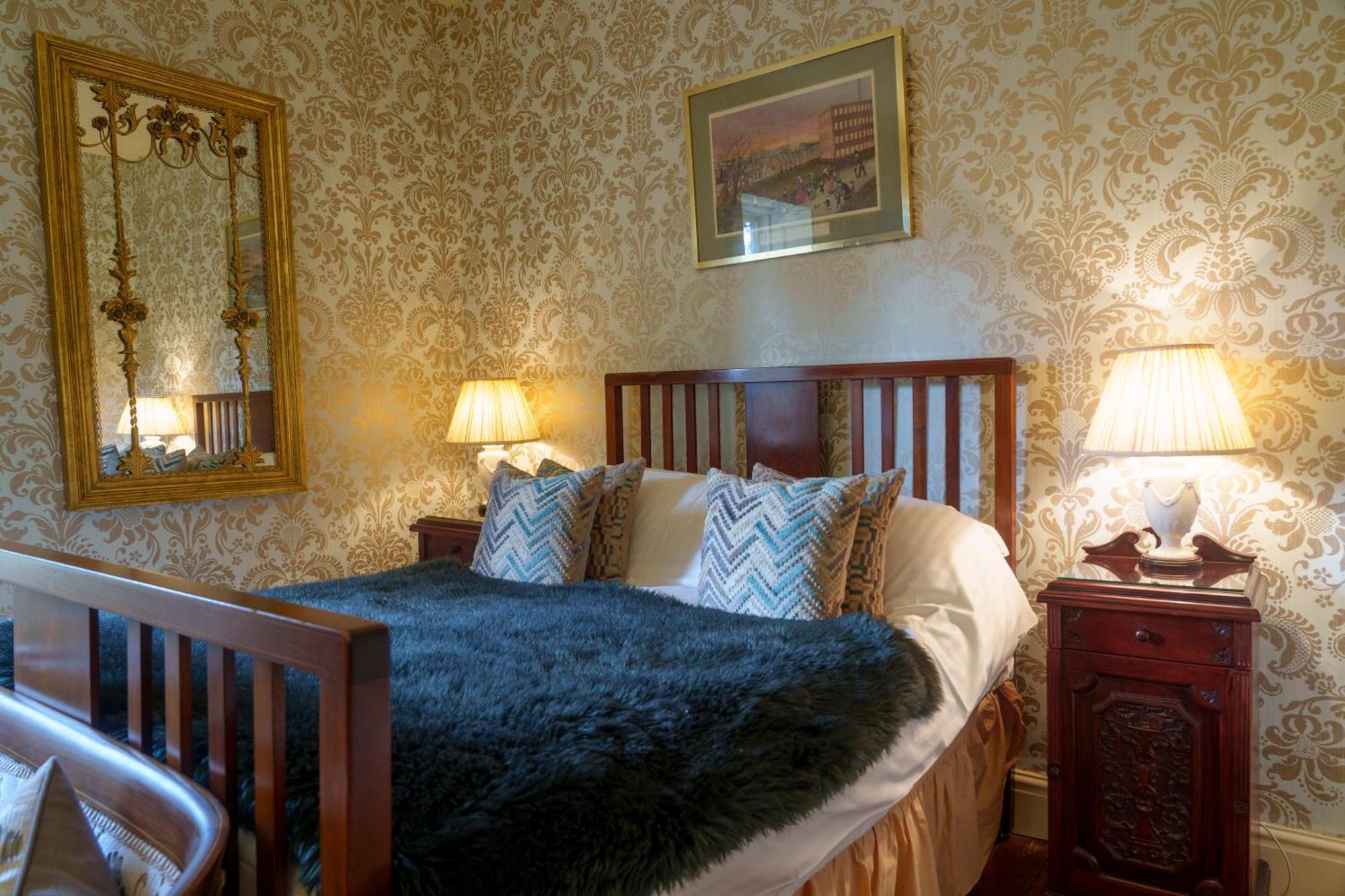 מלון מולד Harrisons Hall Bed & Breakfast מראה חיצוני תמונה