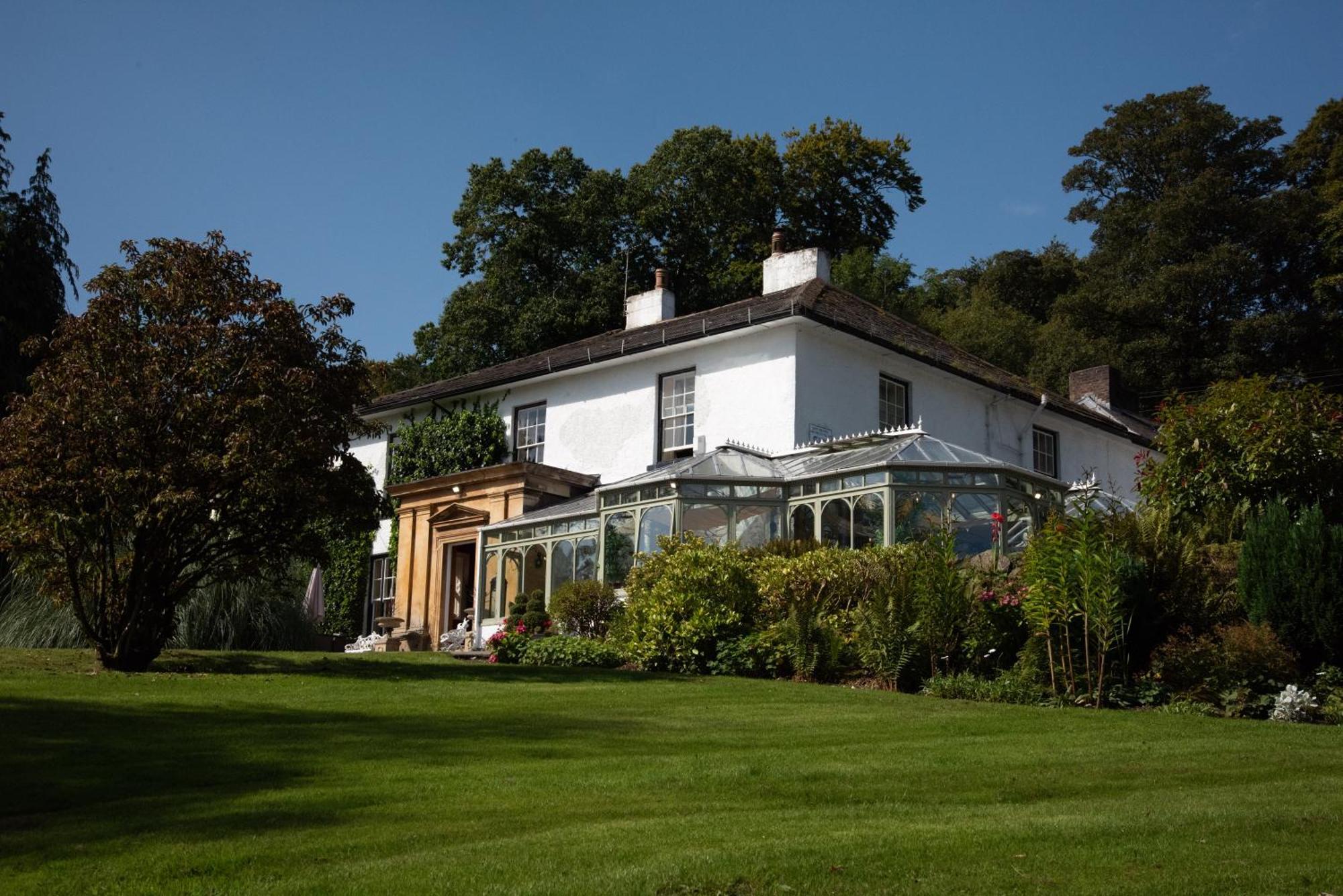 מלון מולד Harrisons Hall Bed & Breakfast מראה חיצוני תמונה